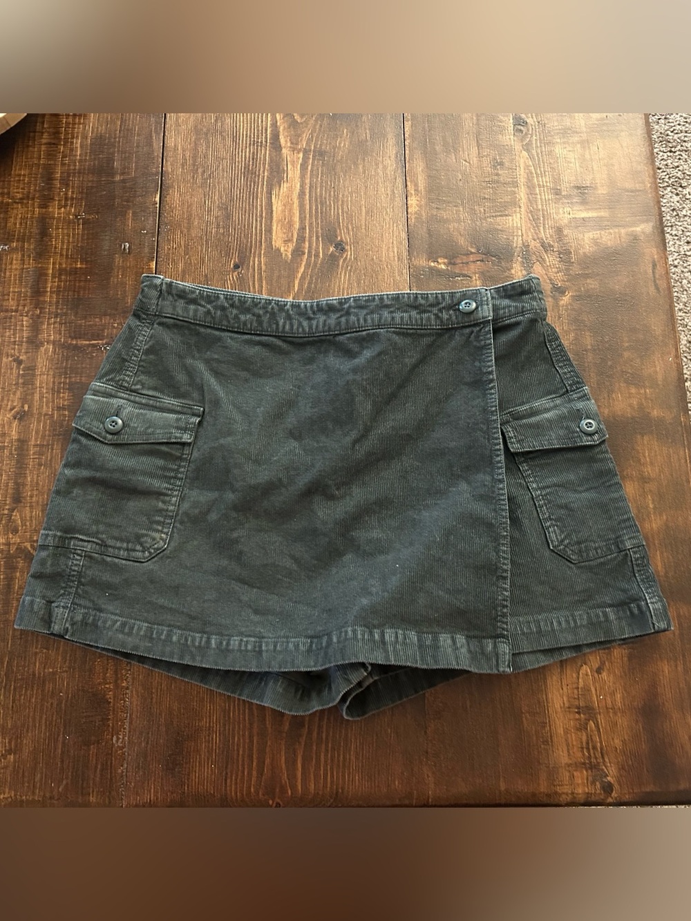 AE Green Corduroy Skort